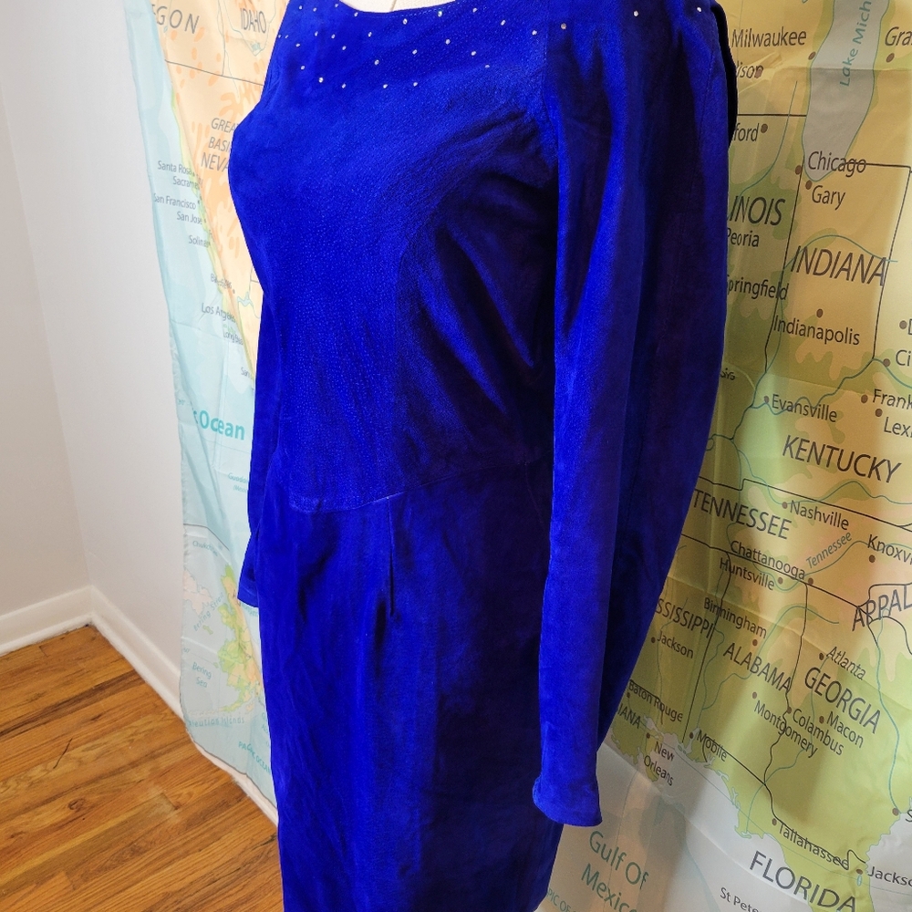 Vintage 1980s Suede Electric Blue Knee Length Dress With  Rhinestones Size M - Picture 4 of 16